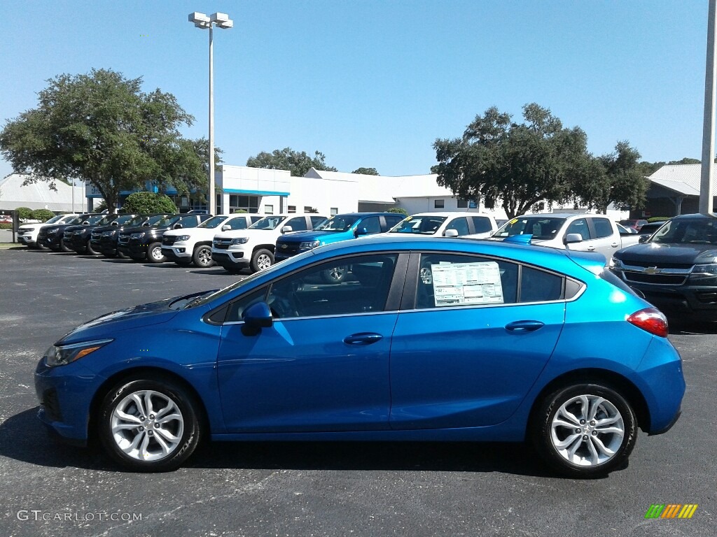 Kinetic Blue Metallic 2019 Chevrolet Cruze LT Hatchback Exterior Photo #129878104