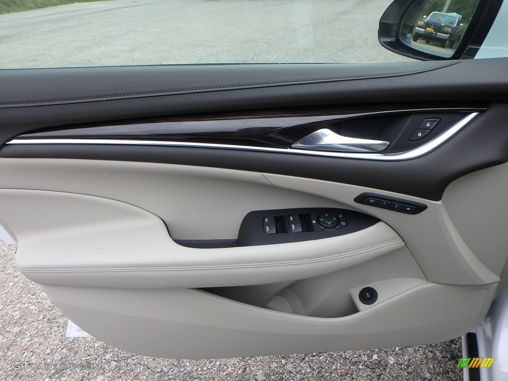 2019 Buick LaCrosse Essence Door Panel Photos
