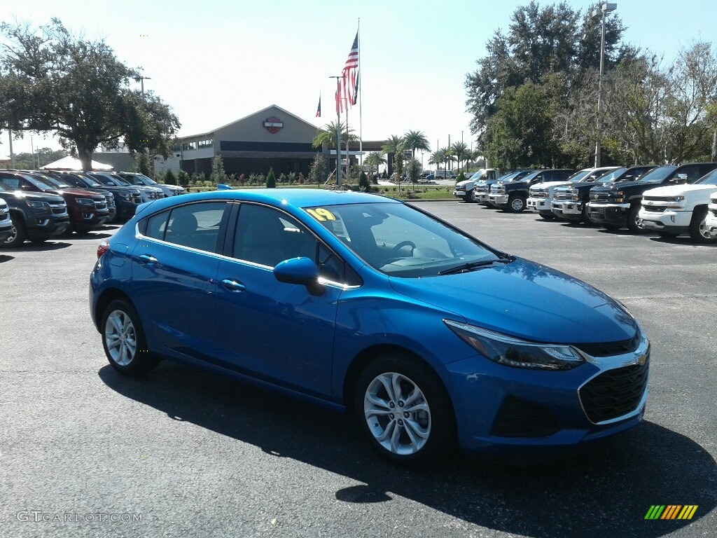 2019 Cruze LT Hatchback - Kinetic Blue Metallic / Jet Black/­Galvanized photo #7