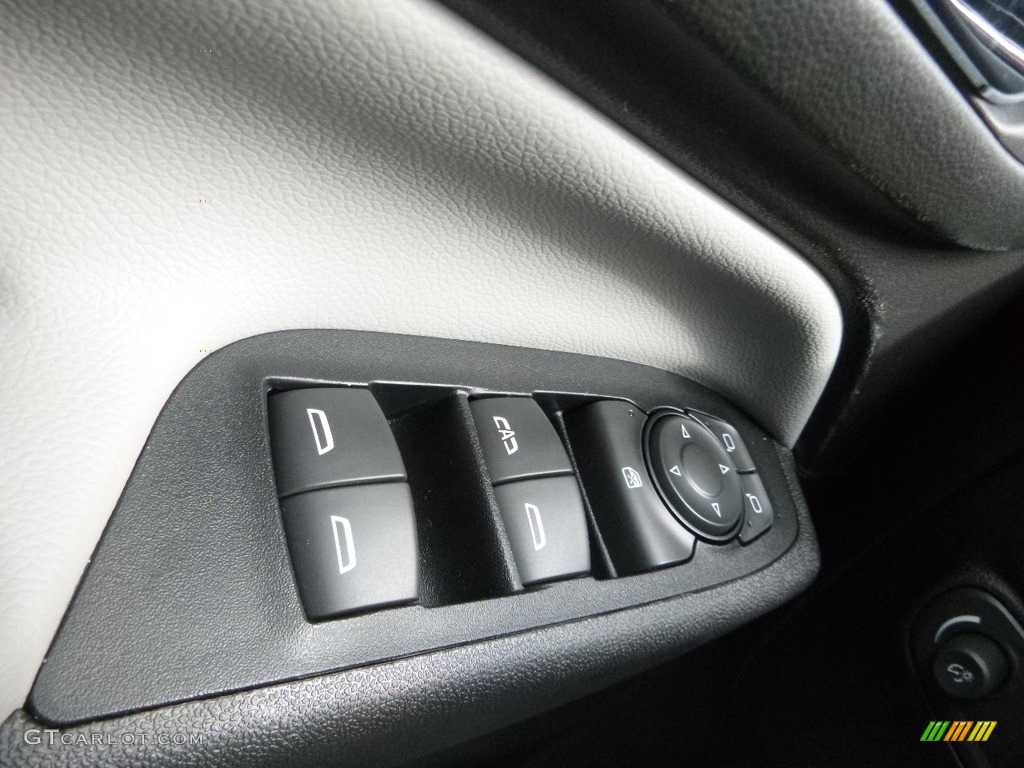 2019 Equinox LS AWD - Summit White / Medium Ash Gray photo #20