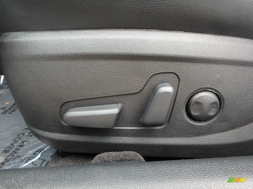 2019 Kia Optima S Controls Photo #129885568