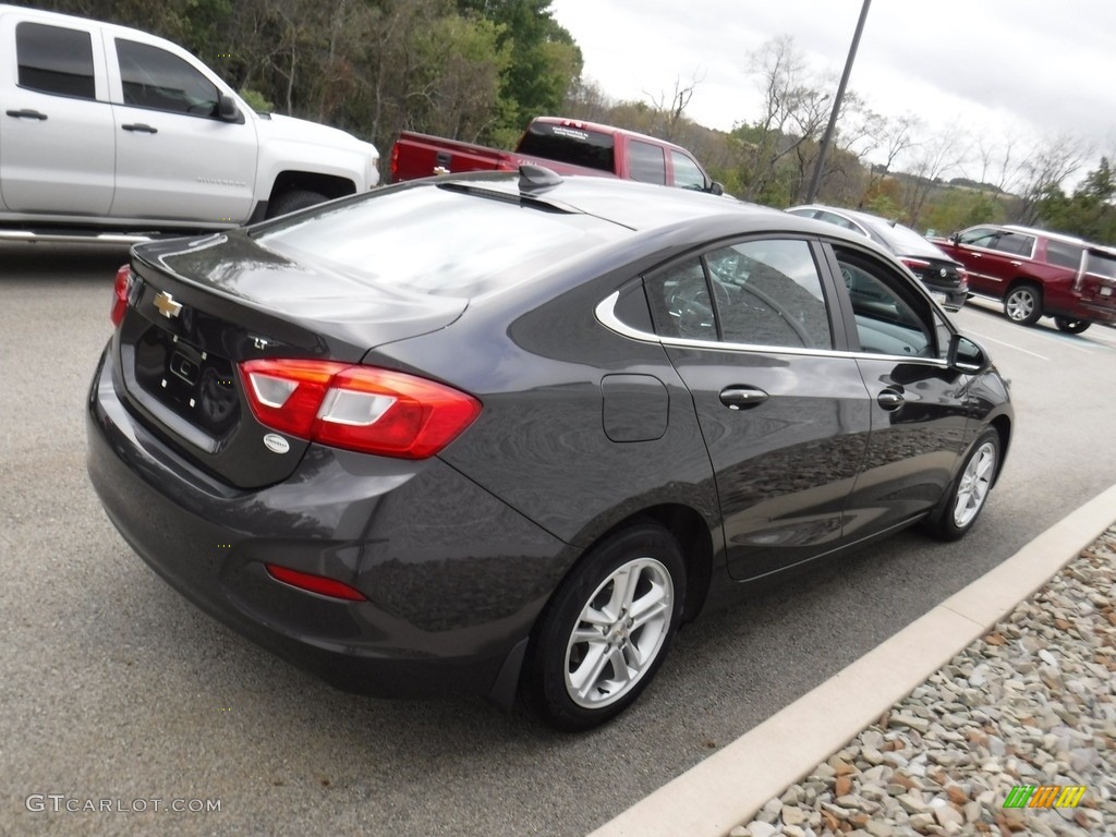 2016 Cruze LT Sedan - Tungsten Metallic / Jet Black photo #7