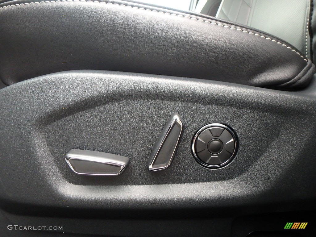 2018 Explorer Platinum 4WD - White Platinum / Ebony Black photo #16