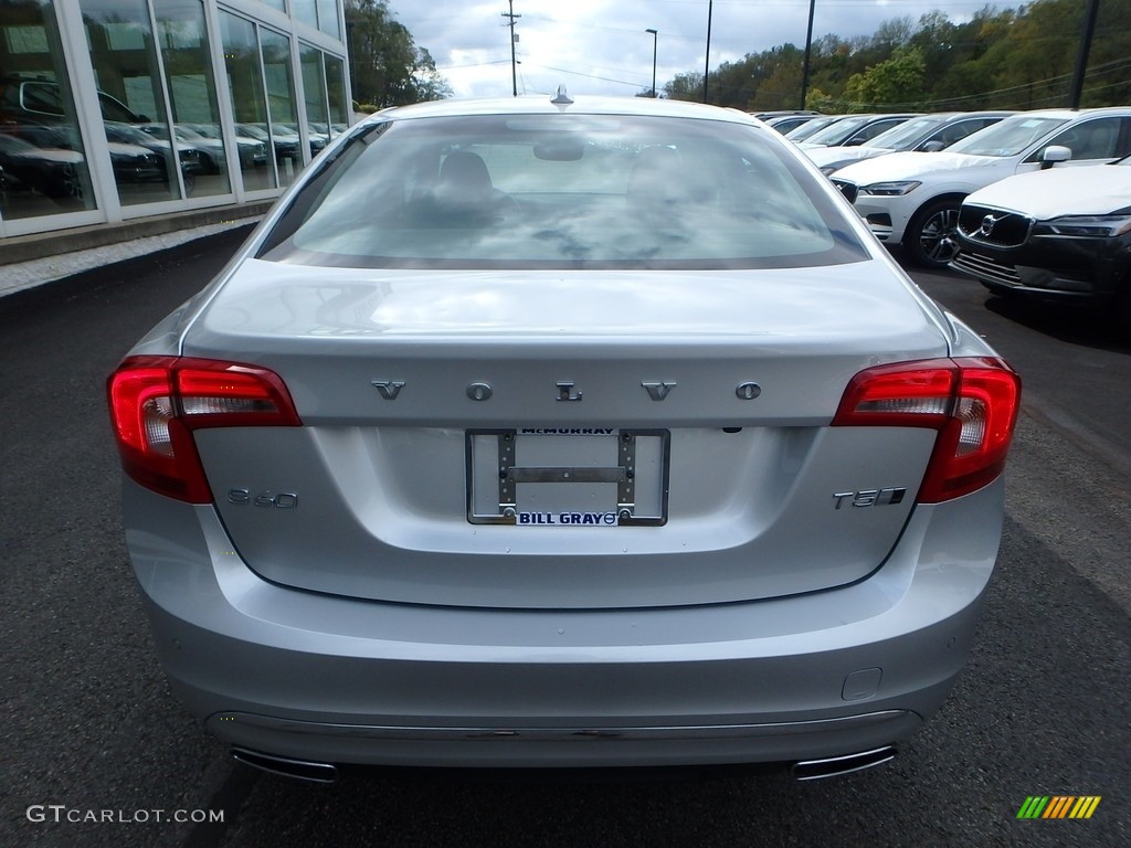 2018 S60 T5 AWD - Bright Silver Metallic / Black photo #4