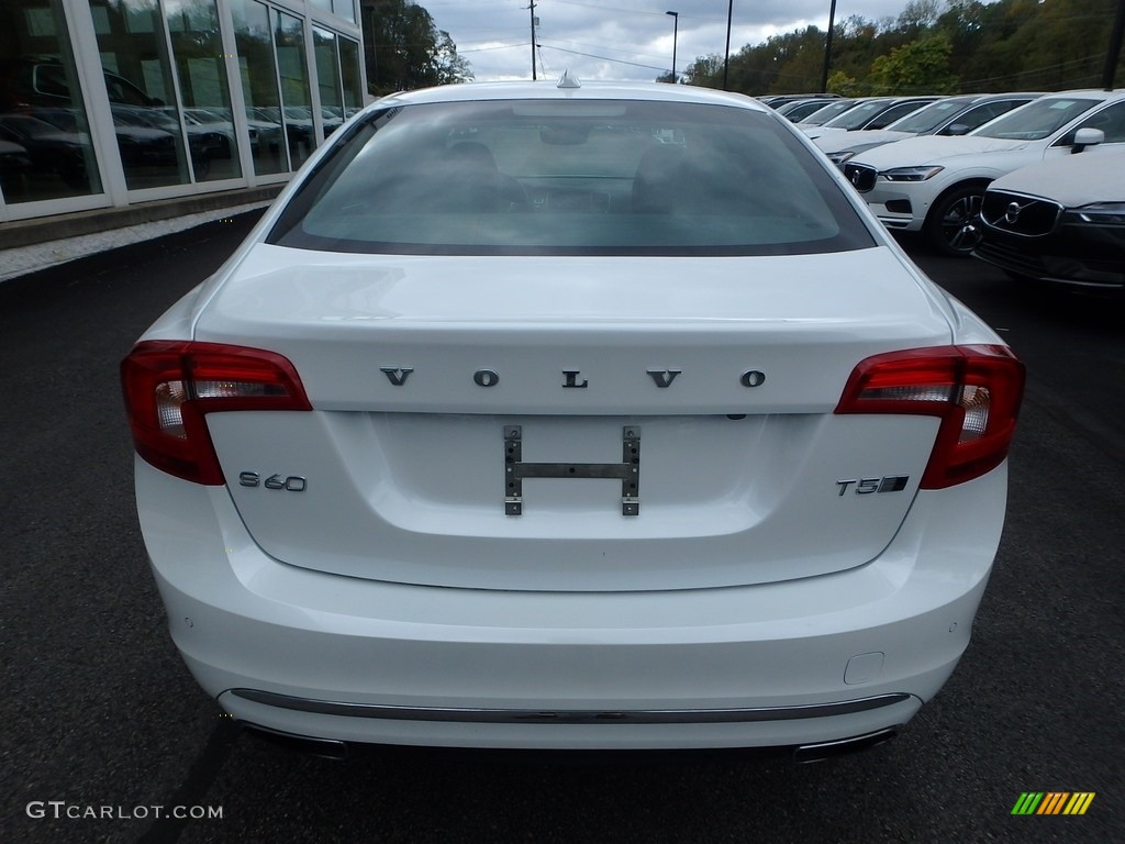 2018 S60 T5 AWD - Ice White / Black photo #4