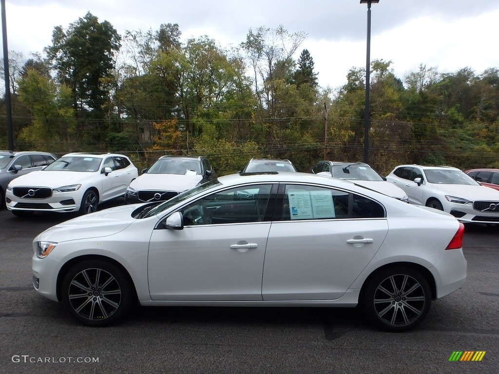 2018 S60 T5 AWD - Ice White / Black photo #6