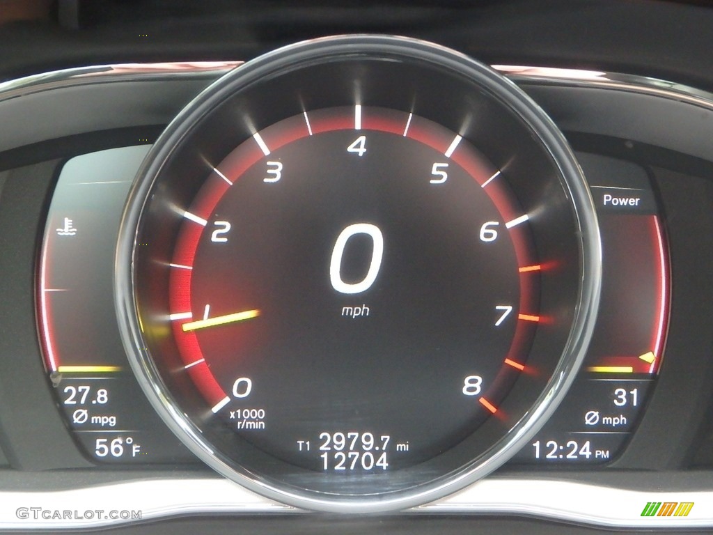 2018 S60 T5 AWD - Ice White / Black photo #24