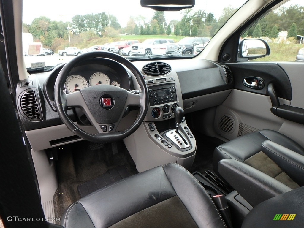 2005 VUE V6 AWD - Black Onyx / Gray photo #17