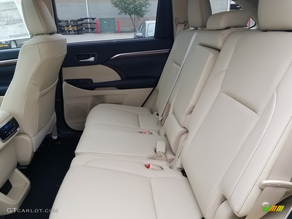 2019 Toyota Highlander Limited AWD Rear Seat Photo #129894223