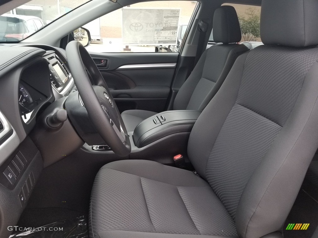 Black Interior 2019 Toyota Highlander LE Photo #129894559