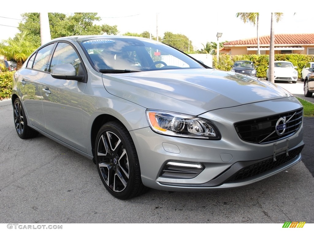 Electric Silver Metallic 2018 Volvo S60 T5 Dynamic Exterior Photo #129895831