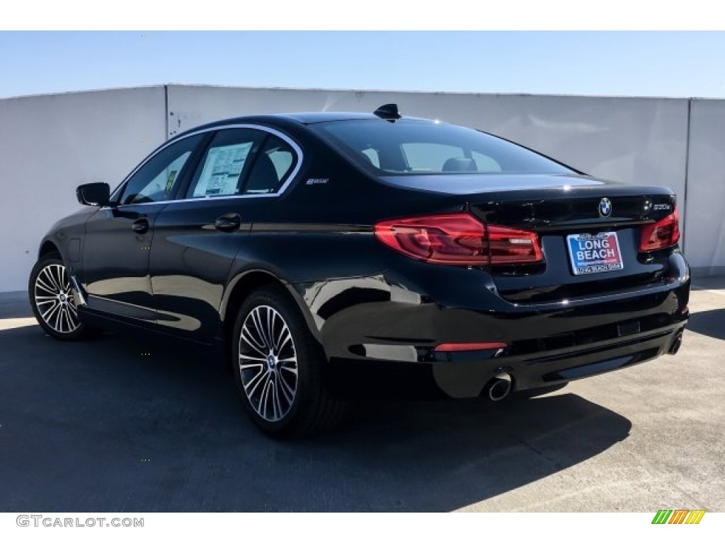 2019 5 Series 530e iPerformance Sedan - Jet Black / Black photo #2