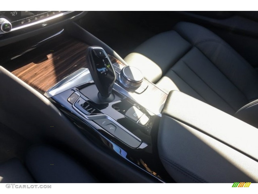 2019 5 Series 530e iPerformance Sedan - Jet Black / Black photo #7