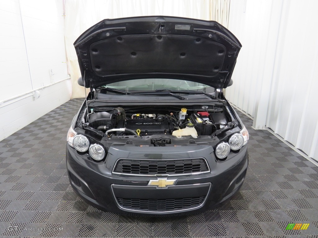 2015 Sonic LT Sedan - Ashen Gray Metallic / Jet Black/Dark Titanium photo #6
