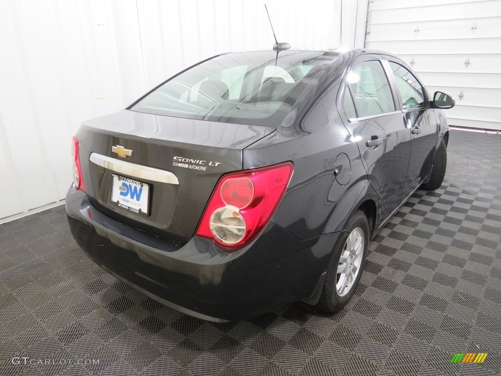 2015 Sonic LT Sedan - Ashen Gray Metallic / Jet Black/Dark Titanium photo #15