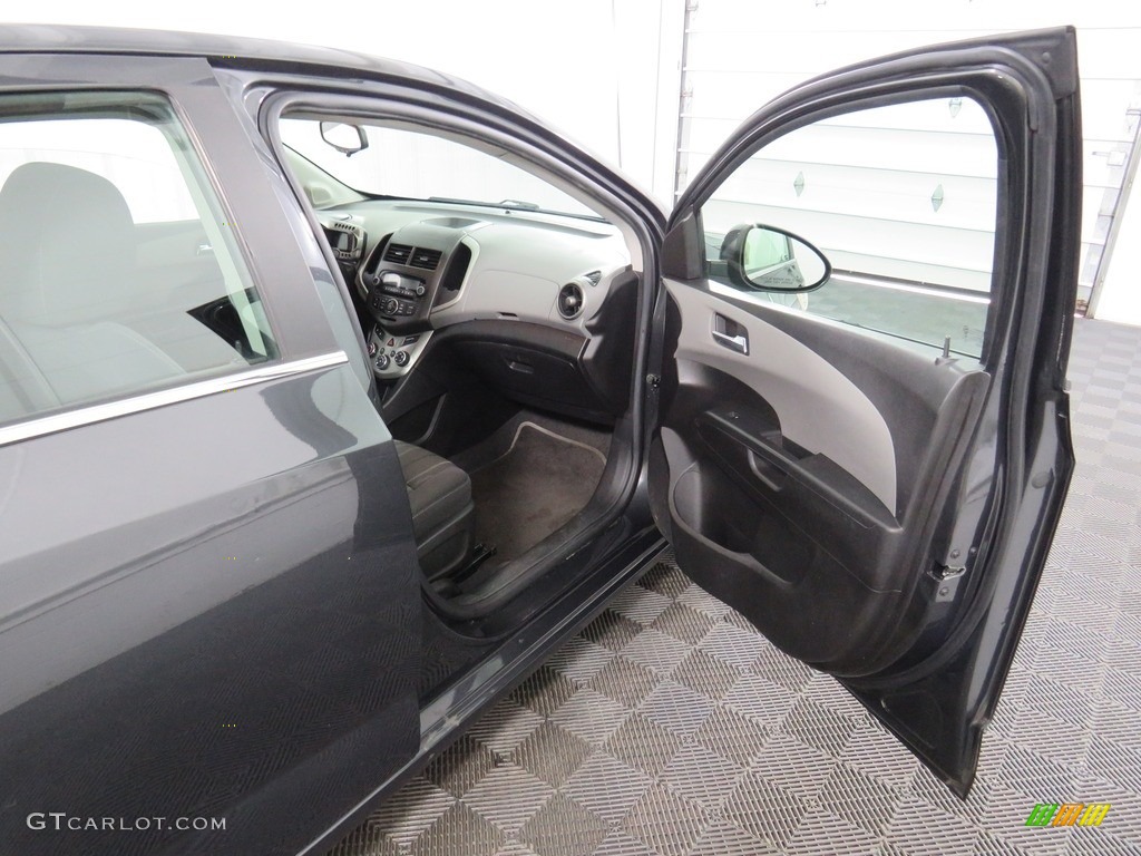 2015 Sonic LT Sedan - Ashen Gray Metallic / Jet Black/Dark Titanium photo #25