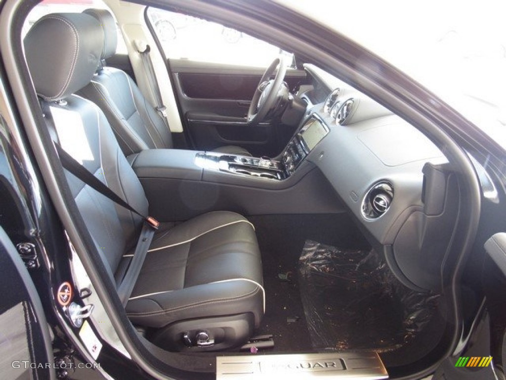 Ebony Interior 2019 Jaguar XJ R-Sport Photo #129905739