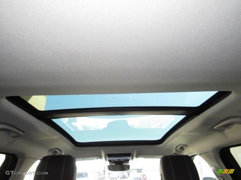 2019 Range Rover Velar S - Santorini Black Metallic / Ebony photo #18