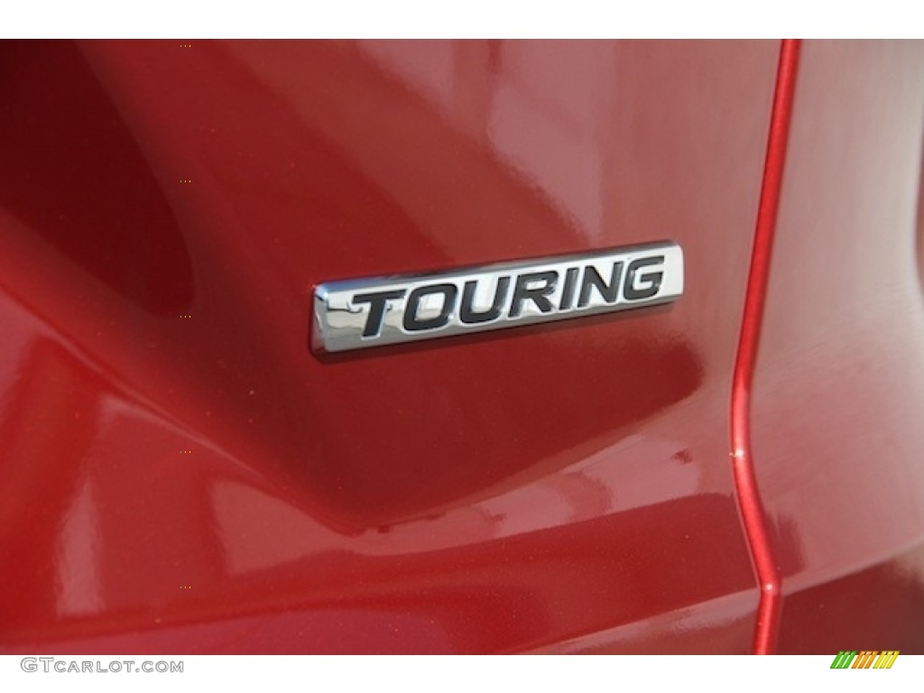 2018 Honda CR-V Touring Marks and Logos Photo #129906741