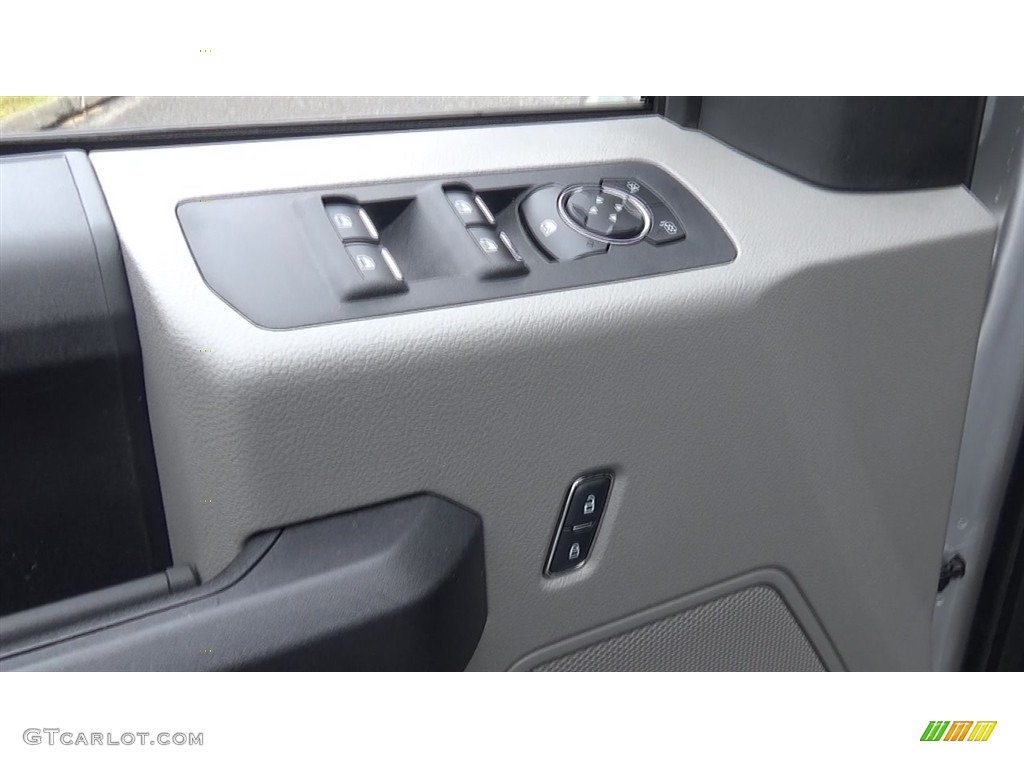 2016 F150 XL SuperCab 4x4 - Ingot Silver / Medium Earth Gray photo #13