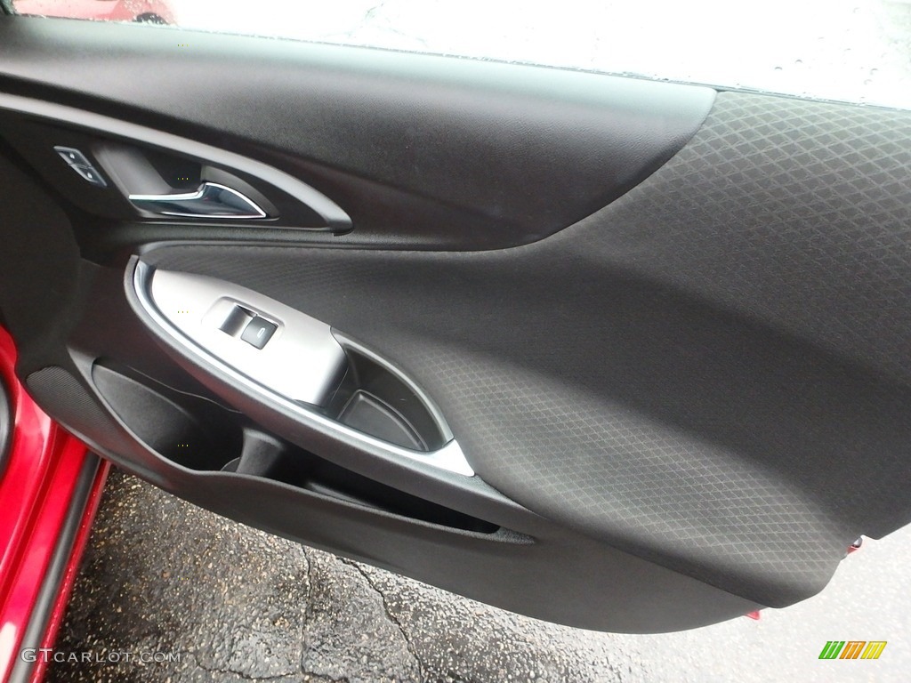 2016 Malibu LT - Crystal Red Tintcoat / Jet Black photo #17