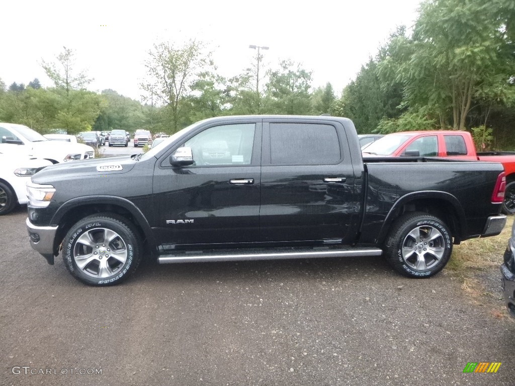 2019 1500 Laramie Crew Cab 4x4 - Diamond Black Crystal Pearl / Black photo #2