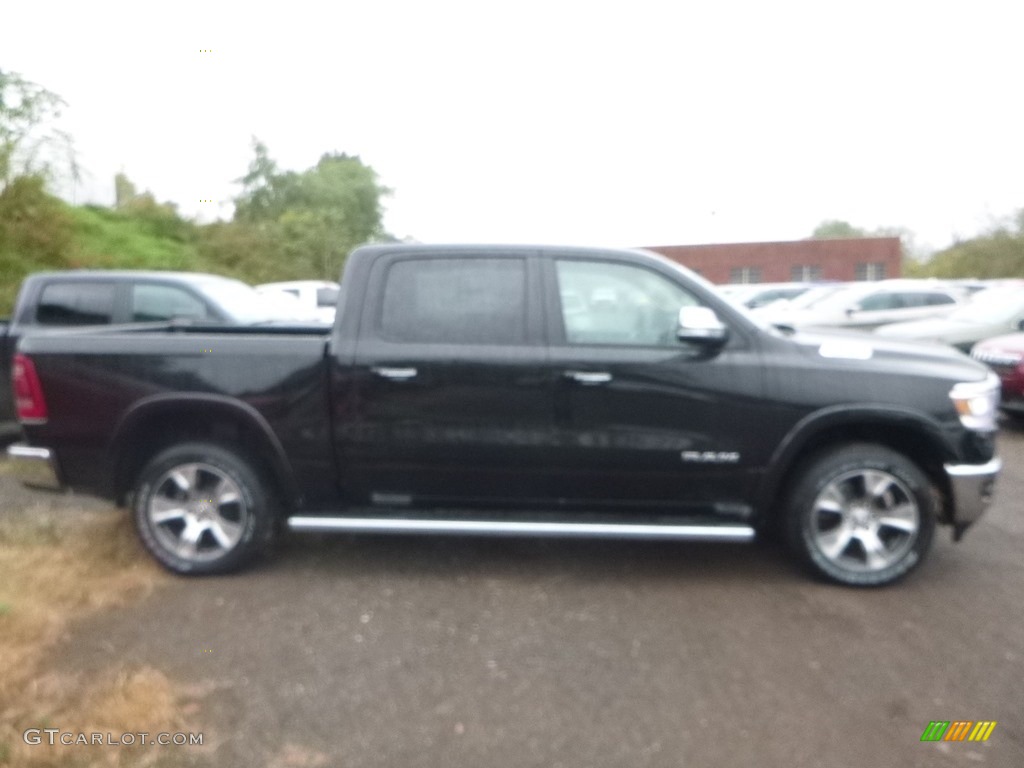 2019 1500 Laramie Crew Cab 4x4 - Diamond Black Crystal Pearl / Black photo #6