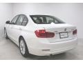 Alpine White - 3 Series 320i xDrive Sedan Photo No. 2