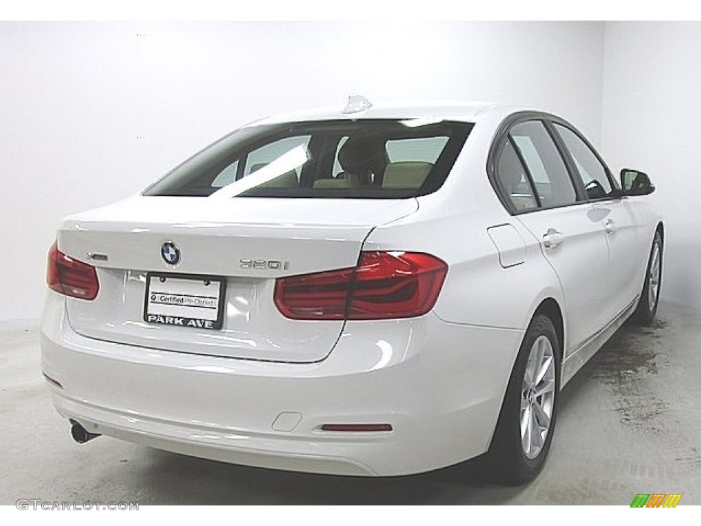 2017 3 Series 320i xDrive Sedan - Alpine White / Venetian Beige/Black photo #4