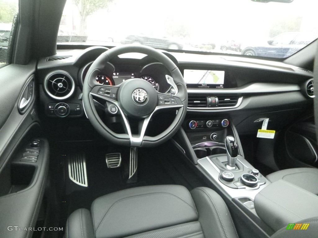 Black Interior 2019 Alfa Romeo Stelvio Ti Sport AWD Photo #129916063