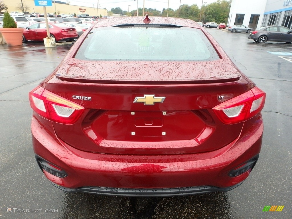 2016 Cruze LT Sedan - Siren Red Tintcoat / Jet Black photo #6