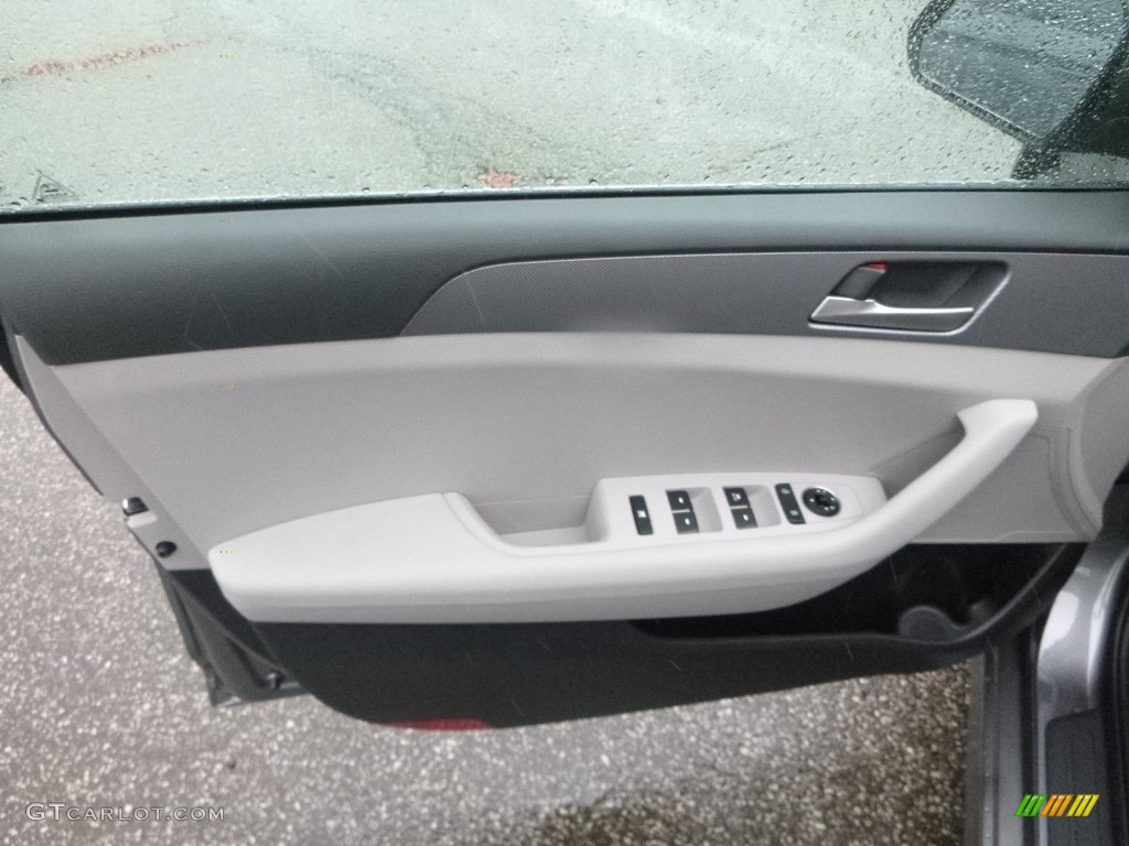 2019 Hyundai Sonata SE Gray Door Panel Photo #129917497