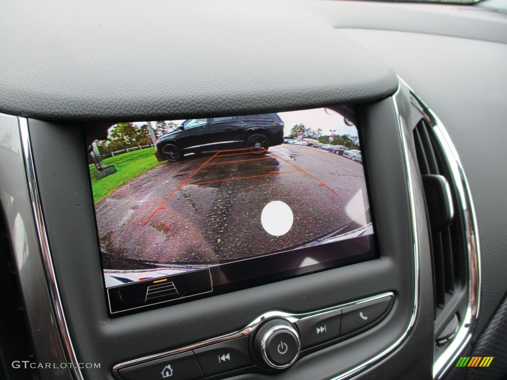 2019 Chevrolet Cruze LT Hatchback Controls Photo #129920359