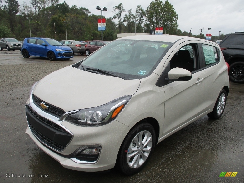 Toasted Marshmallow 2019 Chevrolet Spark LT Exterior Photo #129922435
