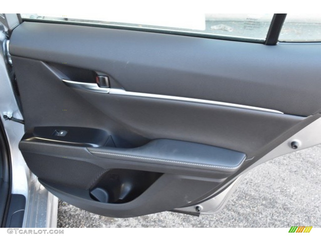 2019 Camry XSE - Celestial Silver Metallic / Black photo #23