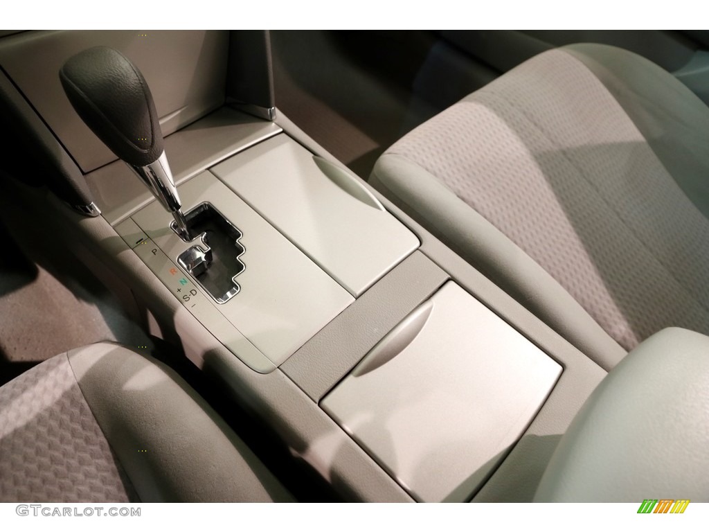 2011 Camry LE - Classic Silver Metallic / Ash photo #11