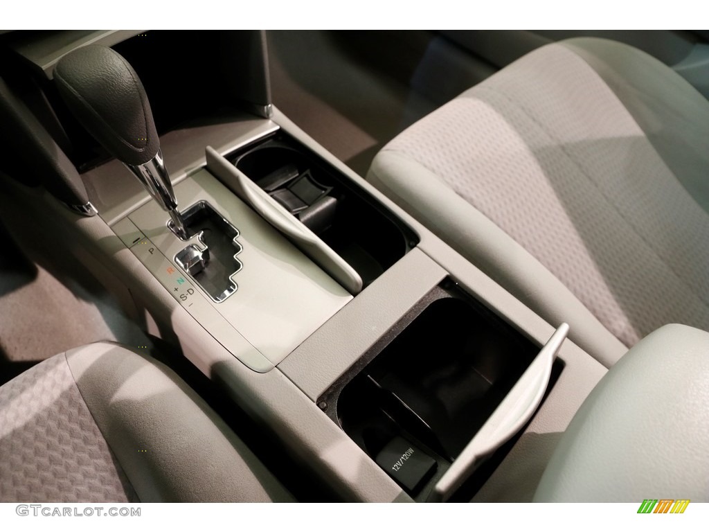 2011 Camry LE - Classic Silver Metallic / Ash photo #12