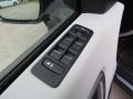 Cirrus Controls Photo for 2019 Land Rover Discovery Sport #129928558
