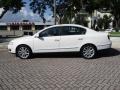 Candy White - Passat Komfort Sedan Photo No. 3