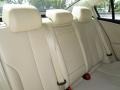 Candy White - Passat Komfort Sedan Photo No. 10