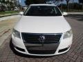 Candy White - Passat Komfort Sedan Photo No. 15