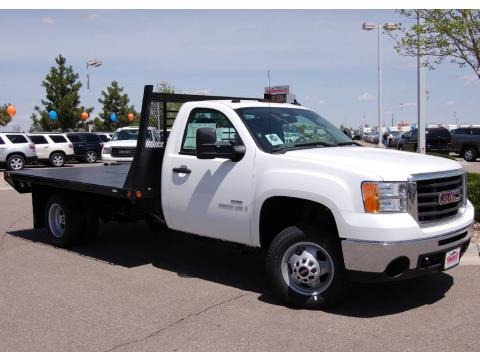 2009 GMC Sierra 3500HD Regular Cab 4x4 Chassis Data, Info and Specs