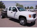 Summit White - Sierra 3500HD Extended Cab 4x4 Chassis Photo No. 1