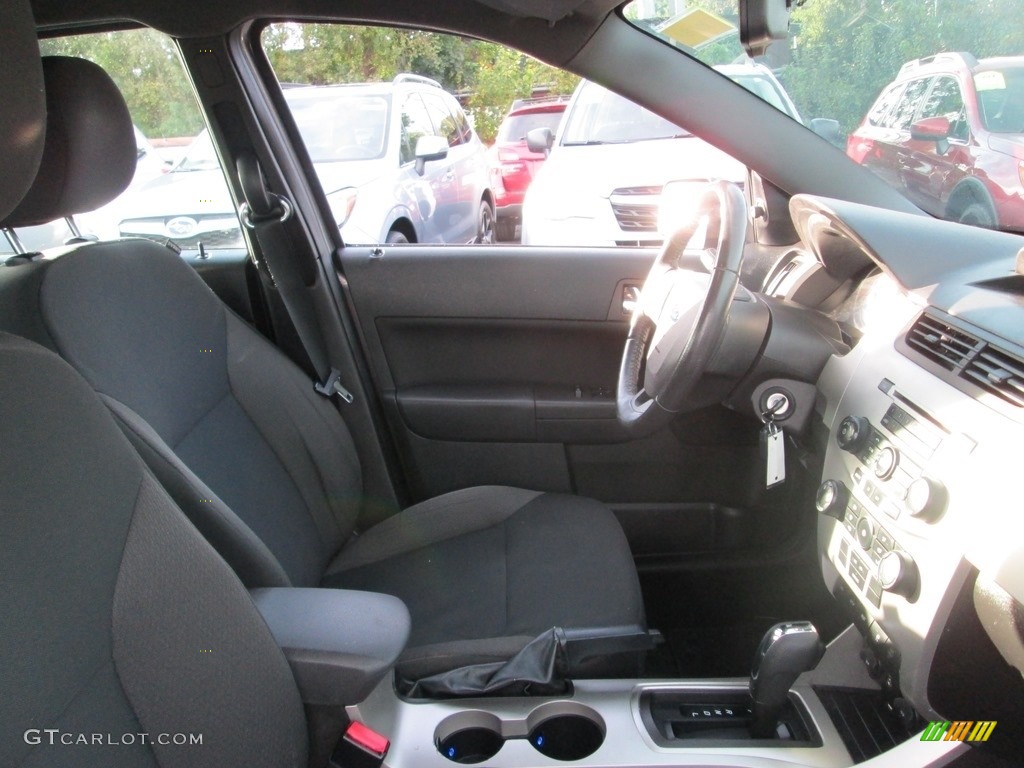 2010 Focus SES Sedan - Sterling Grey Metallic / Charcoal Black photo #16