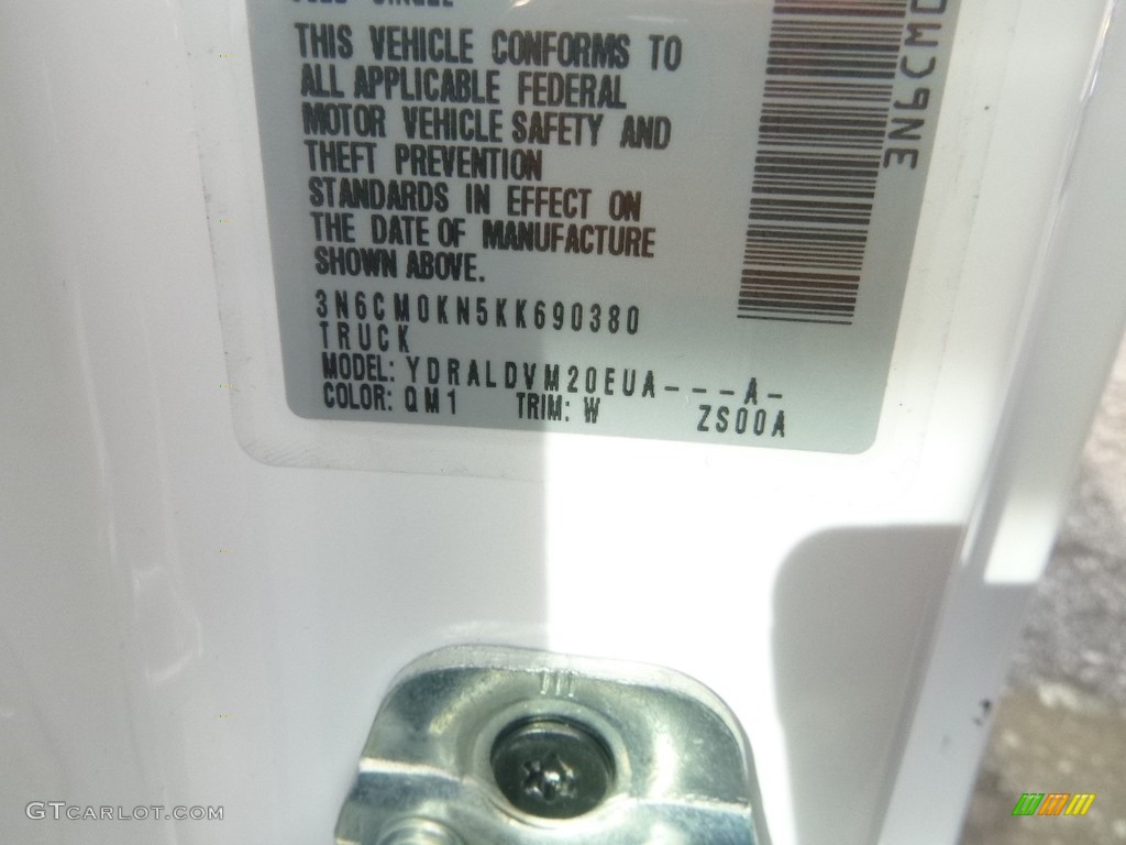 2019 Nissan NV200 S Color Code Photos