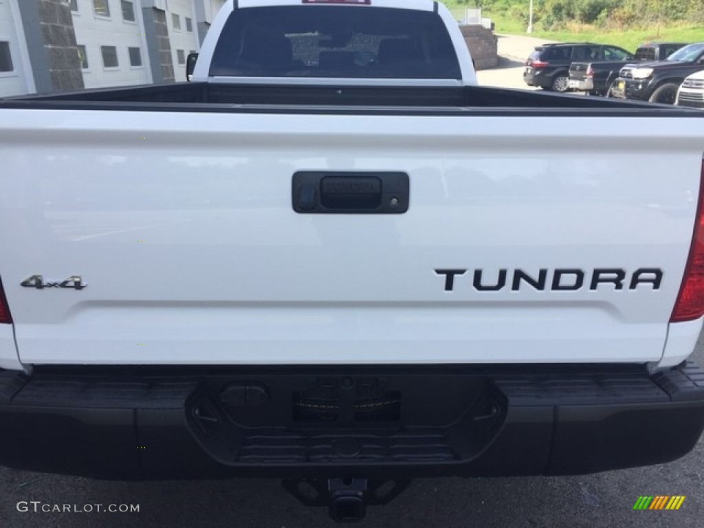 2019 Tundra SR Double Cab 4x4 - Super White / Graphite photo #3