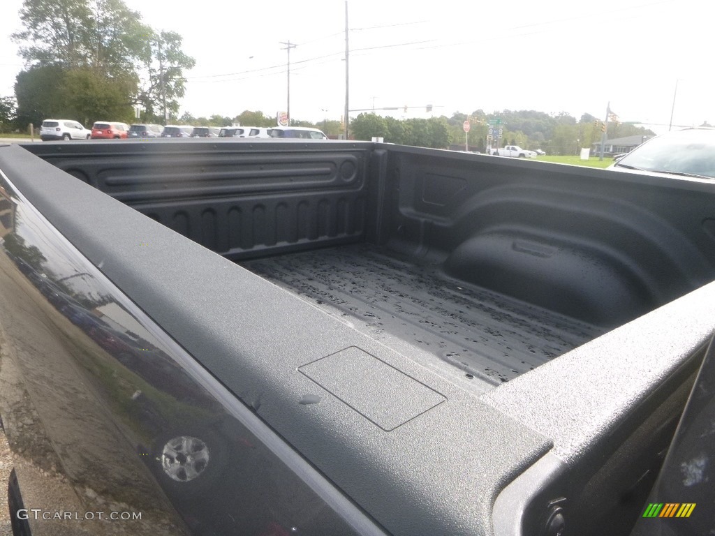 2019 1500 Classic Tradesman Quad Cab 4x4 - Granite Crystal Metallic / Black photo #7