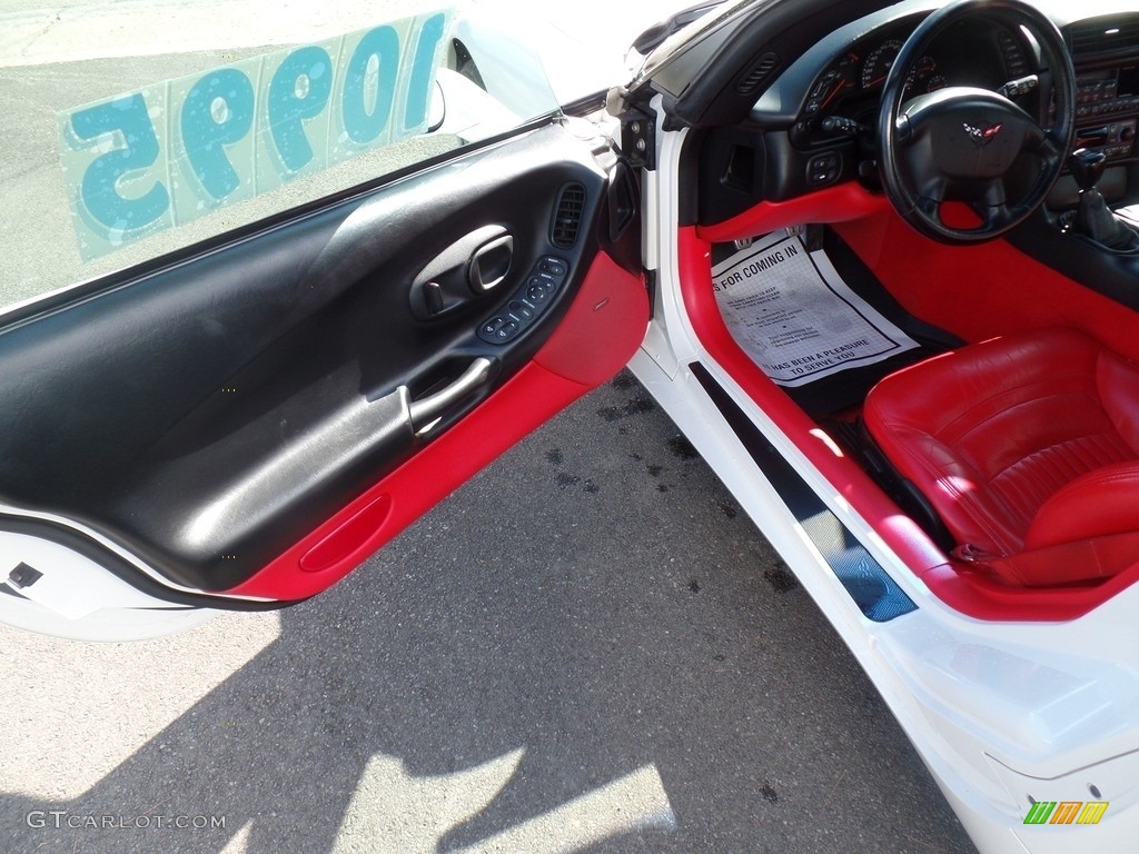 2002 Corvette Convertible - Speedway White / Torch Red photo #16