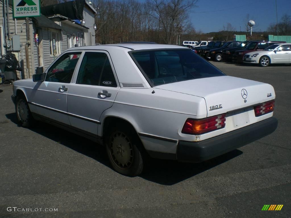 1987 190 Class 190E 2.6 - White / Beige photo #5