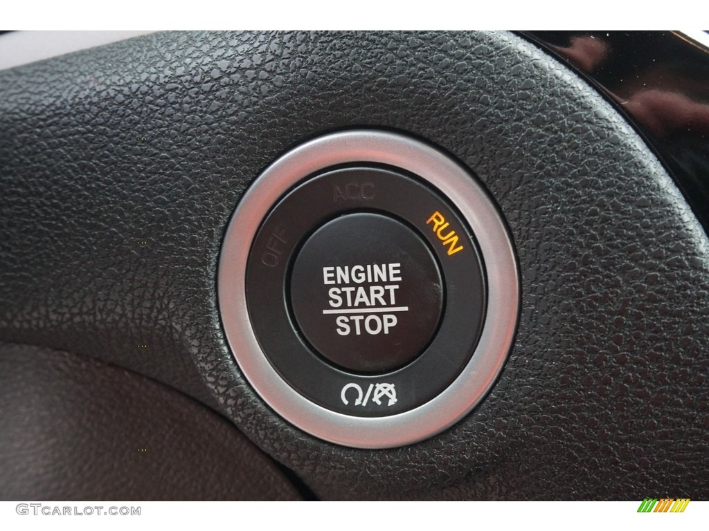 2019 Chrysler 300 S Controls Photo #129950755